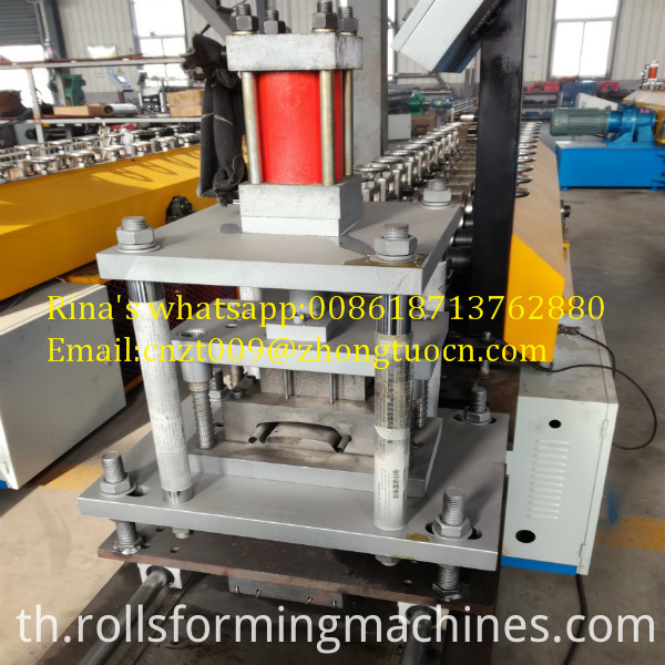 เครื่องม้วนหน้าประตูม้วน 4 shutter door roll forming machine 4